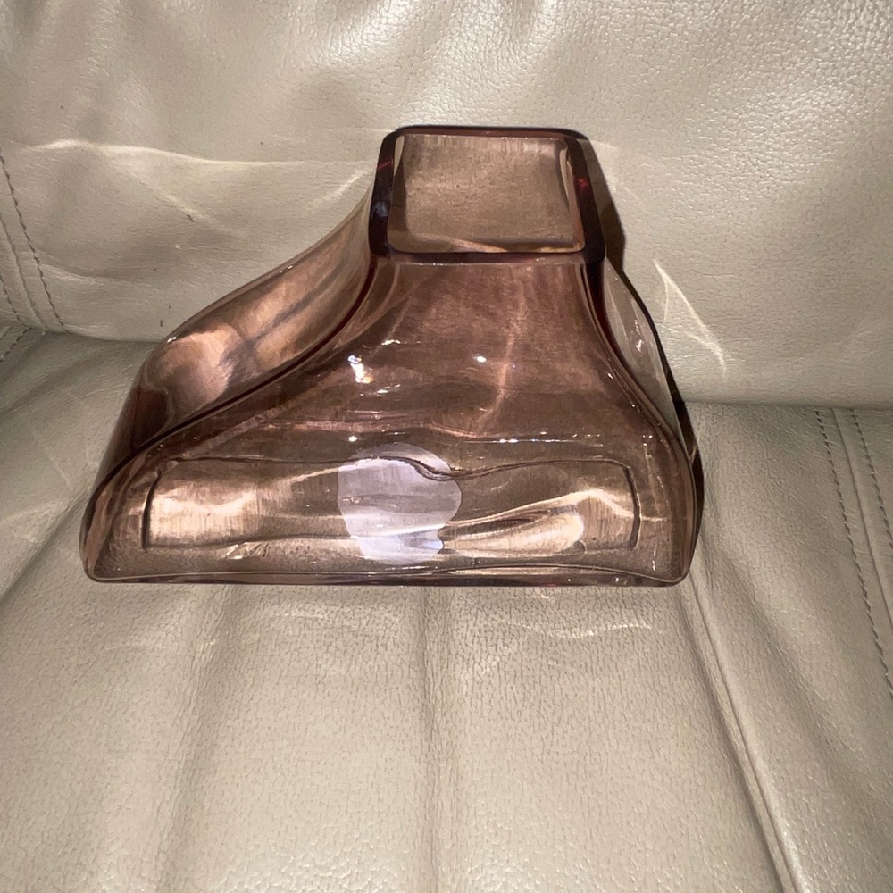 Elegant Brown Glass Vase NWT Classic Elegant Modern Home Decor Fun Stylish Grow